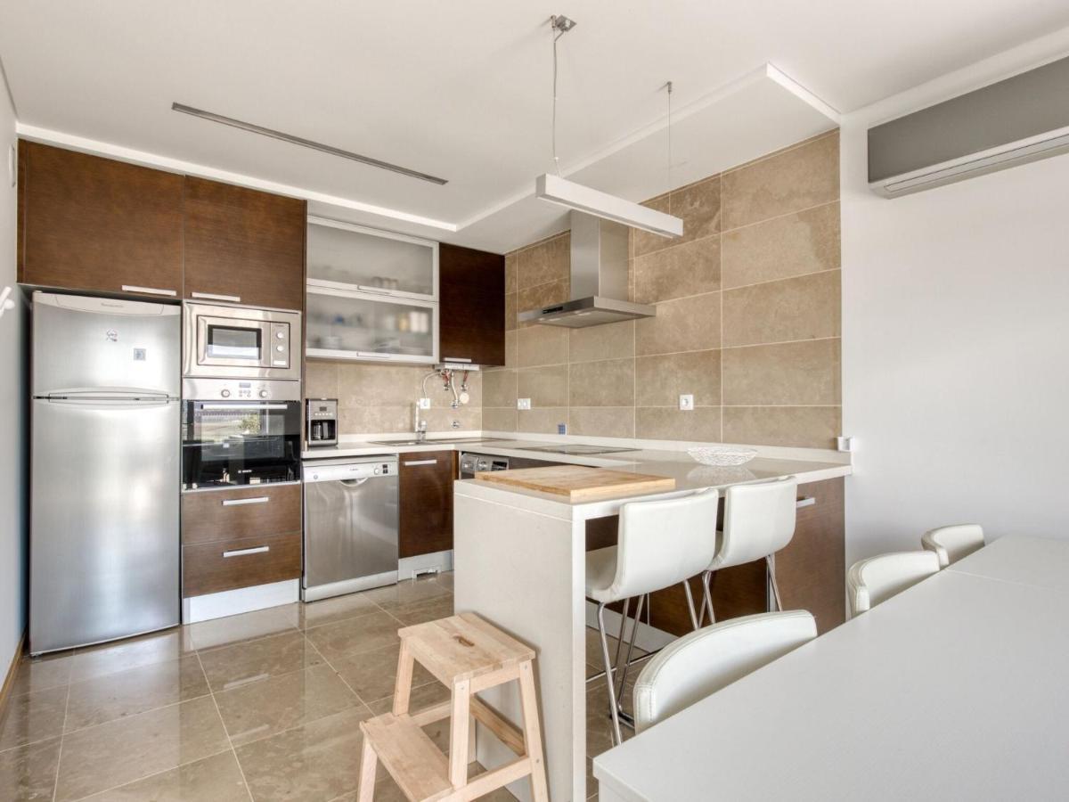 Modern Holiday Home In Salir Do Porto With Swimming Pool Salir de Porto Экстерьер фото