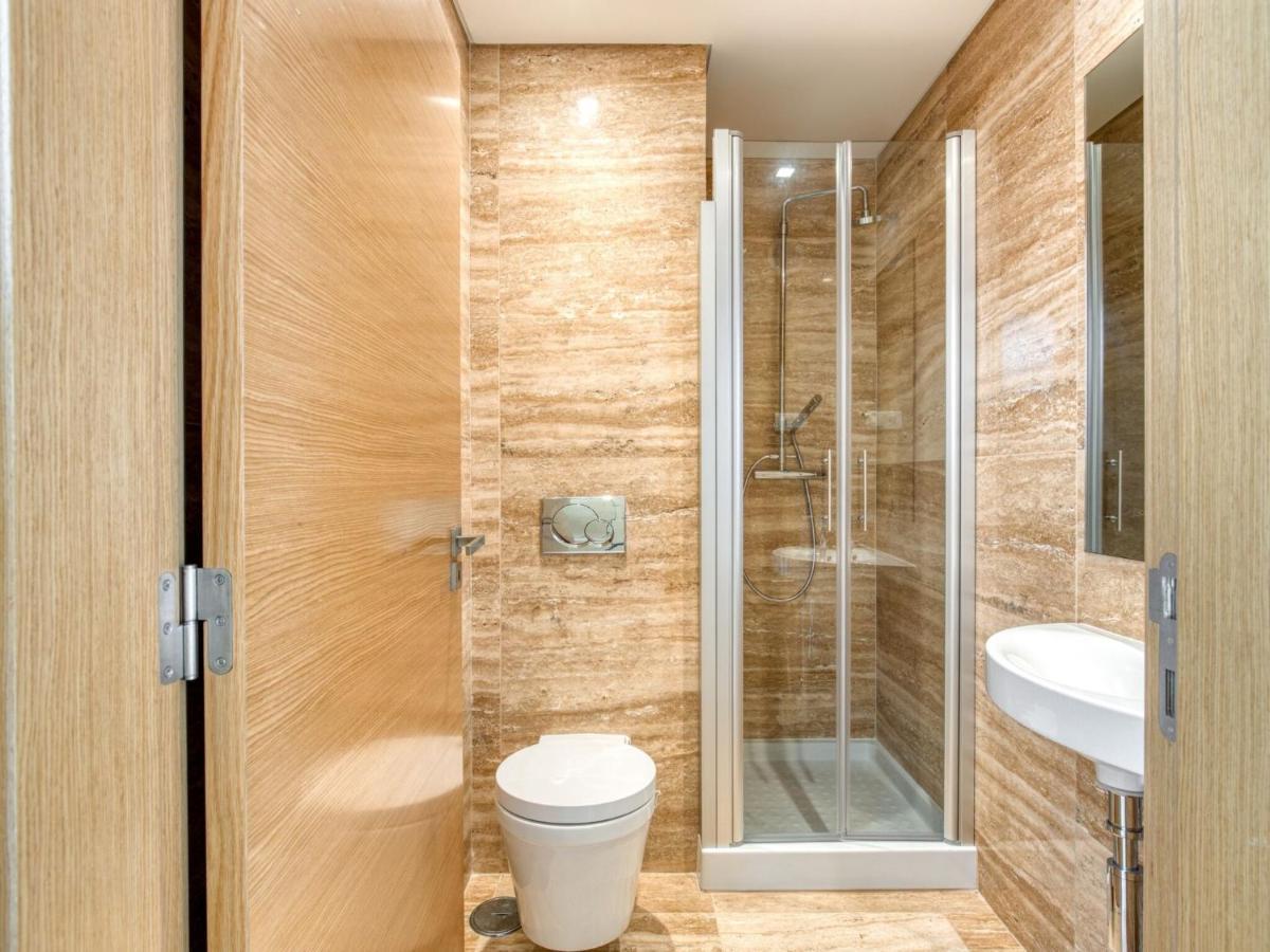 Modern Holiday Home In Salir Do Porto With Swimming Pool Salir de Porto Экстерьер фото