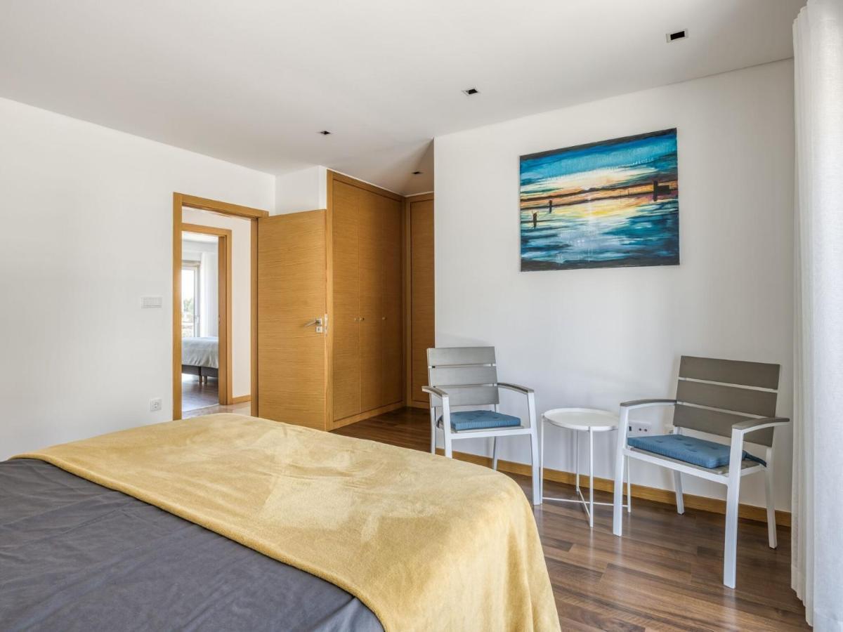 Modern Holiday Home In Salir Do Porto With Swimming Pool Salir de Porto Экстерьер фото