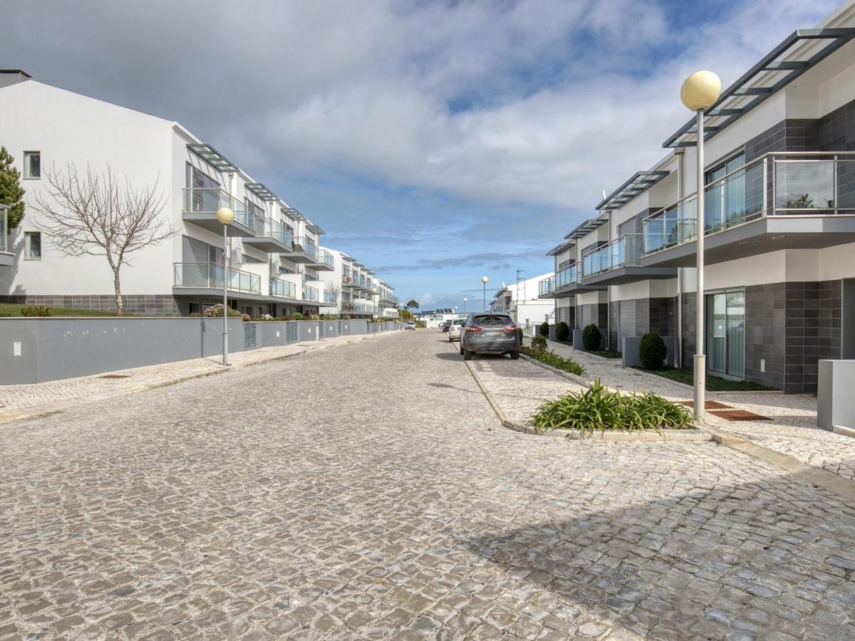 Modern Holiday Home In Salir Do Porto With Swimming Pool Salir de Porto Экстерьер фото